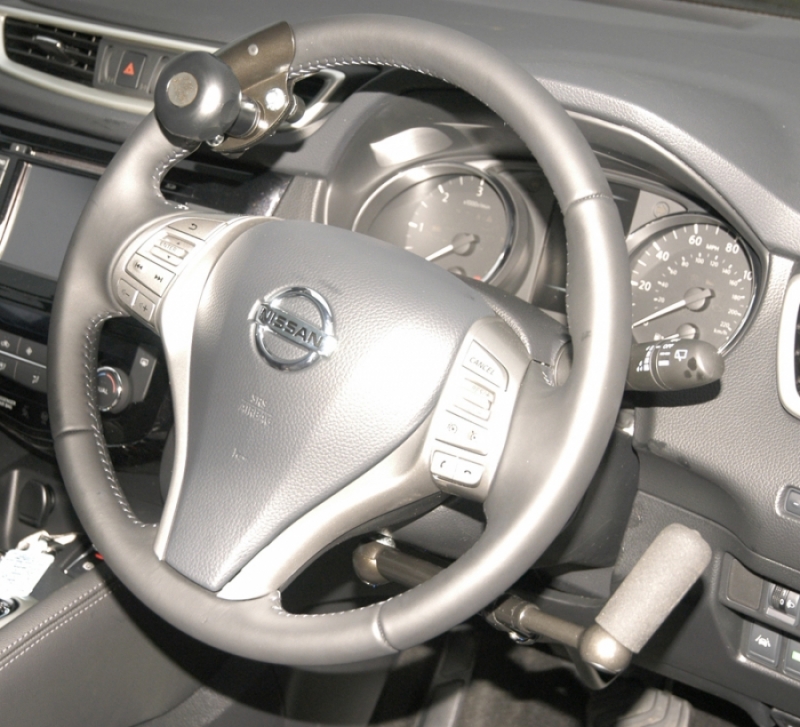Nissan Qashqai 2014> Disabled Driving Aids